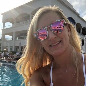 Meet your Posher, Tracy